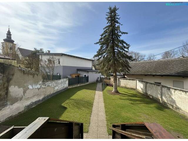 Immobilie in Weikendorf - Einziehen & wohlfühlen: Großzügiges Familienhaus mit 6 Schlafzimmer & 2 Wohnküchen - Bild 1