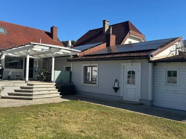 Immobilie in Bad Fischau - Wohlfühloase mit Pool - Bild 2