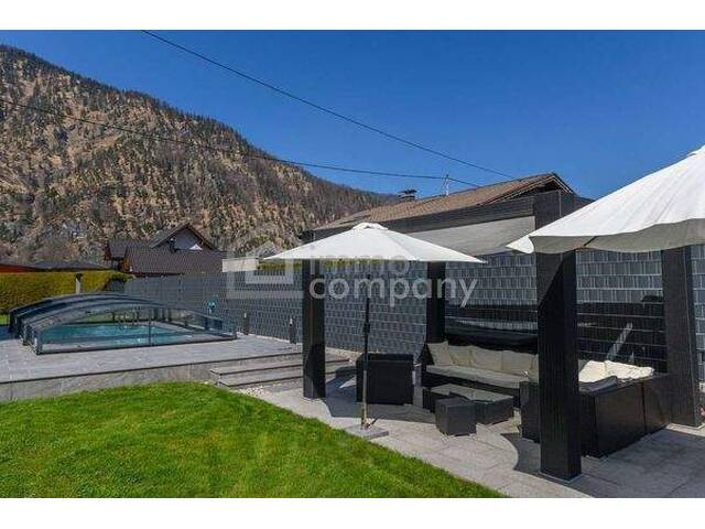 Immobilie in Ebensee - Sonniges 5-Zi-Haus 175m² Ebensee mit Terrasse, Loggia & Pool, Gebirgsblick, Top-Ausstattung in Ebensee - Wohnen im Salzkammergut - Bild 0