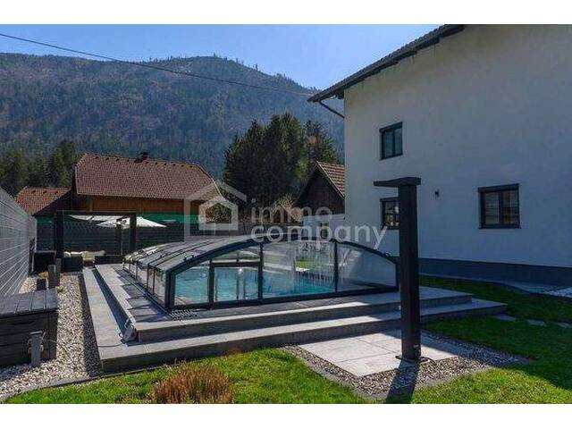 Immobilie in Ebensee - Sonniges 5-Zi-Haus 175m² Ebensee mit Terrasse, Loggia & Pool, Gebirgsblick, Top-Ausstattung in Ebensee - Wohnen im Salzkammergut - Bild 1