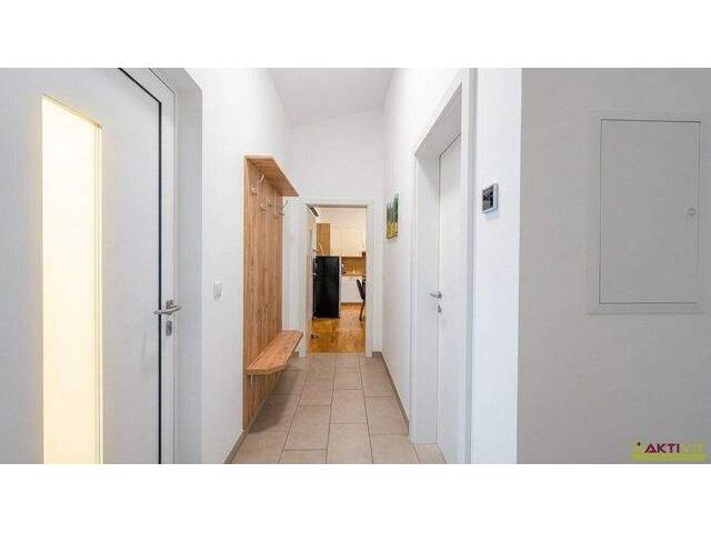 Immobilie in Gamlitz - Moderne 3-Zimmer-Wohnung mit Balkon und Vollmöblierung in Gamlitz - ideal als Hauptwohnsitz, Zweitwohnsitz oder zur touristischen Vermietung - Bild 1