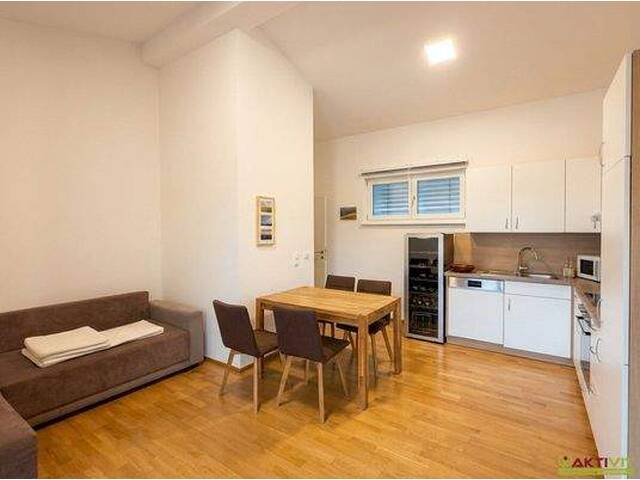 Immobilie in Gamlitz - Moderne 3-Zimmer-Wohnung mit Balkon und Vollmöblierung in Gamlitz - ideal als Hauptwohnsitz, Zweitwohnsitz oder zur touristischen Vermietung - Bild 3