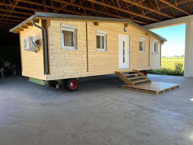 Immobilie in Hörsching - Tiny (mobil) Holzhaus auf Anhänger Fahrgestell - Bild 0