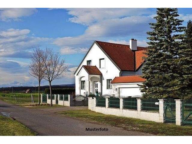 Immobilie in Prigglitz - Freistehendes Haus mit viel Platz & Potenzial - Bild 0