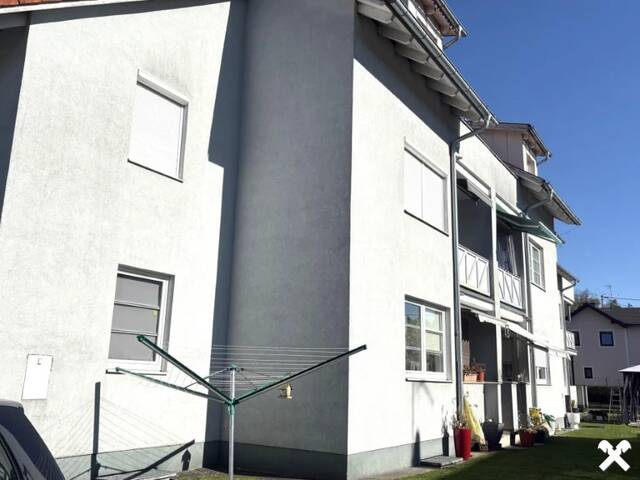 Immobilie in St. Martin - Günstige Zweizimmerwohnung im 1. OG mit PKW-Stellplatz - Bild 0