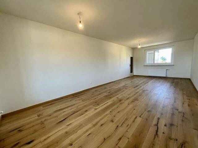 Immobilie in Spittal an der Drau - STILVOLL UND ZENTRAL WOHNEN MIT WEITBLICK! IHRE WOHLFÜHLOASE ÜBER DEN DÄCHERN DER STADT! - Bild 3