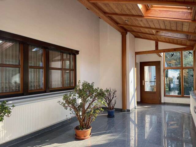 Immobilie in Plesching - Bungalowartiges Haus in parkähnlichem Garten in Ruhelage - Bild 2
