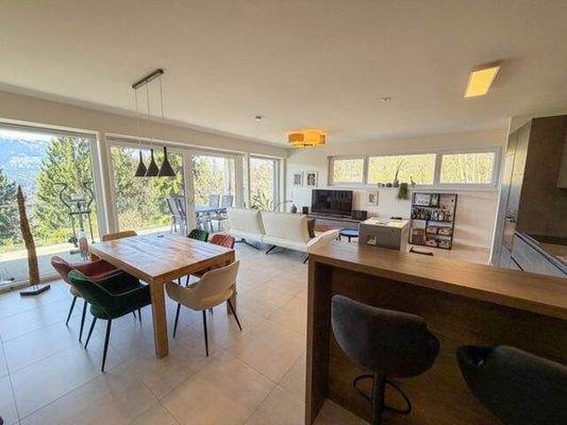 Immobilie in Millstatt am See - EXKLUSIVE EIGENTUMSWOHUNG MIT SEEBLICK UND PRIVATEM BADESTRAND IN MILLLSTATT AM SEE! - Bild 1