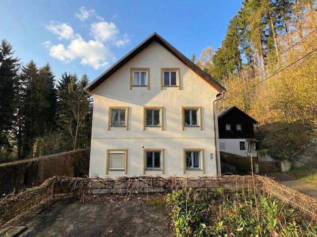 Immobilie in Bad Kreuzen - Preiswertes Wohnhaus in naturnaher Ortsrandlage von Bad Kreuzen - Bild 0