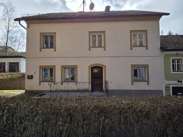 Immobilie in Bad Kreuzen - Preiswertes Wohnhaus in naturnaher Ortsrandlage von Bad Kreuzen - Bild 1