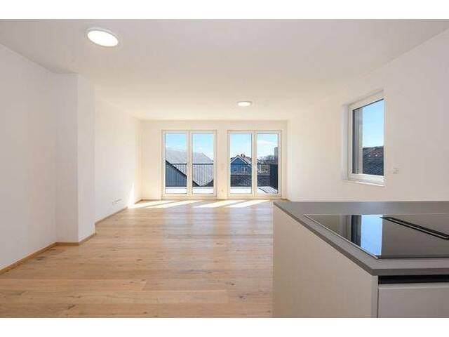 Immobilie in Guntramsdorf - Exklusive 3-Zimmer-Dachgeschoßwohnung ohne Dachschrägen mit Balkon in Zentrumslage - Bild 0