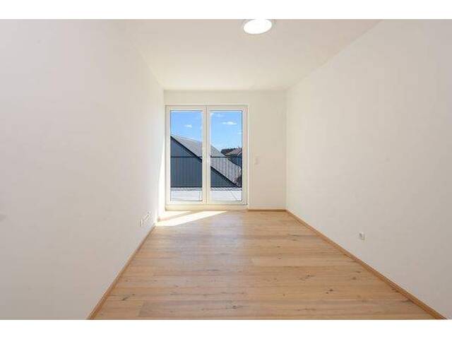 Immobilie in Guntramsdorf - Exklusive 3-Zimmer-Dachgeschoßwohnung ohne Dachschrägen mit Balkon in Zentrumslage - Bild 4