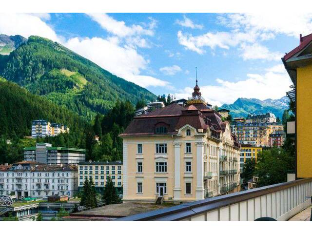 Immobilie in Bad Gastein - Besondere Gelegenheit: große DG-Wohnung mit tollem Fernblick (Zweitwohnsitz auf Anfrage) - Bild 1