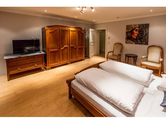 Immobilie in Bad Gastein - Besondere Gelegenheit: große DG-Wohnung mit tollem Fernblick (Zweitwohnsitz auf Anfrage) - Bild 4