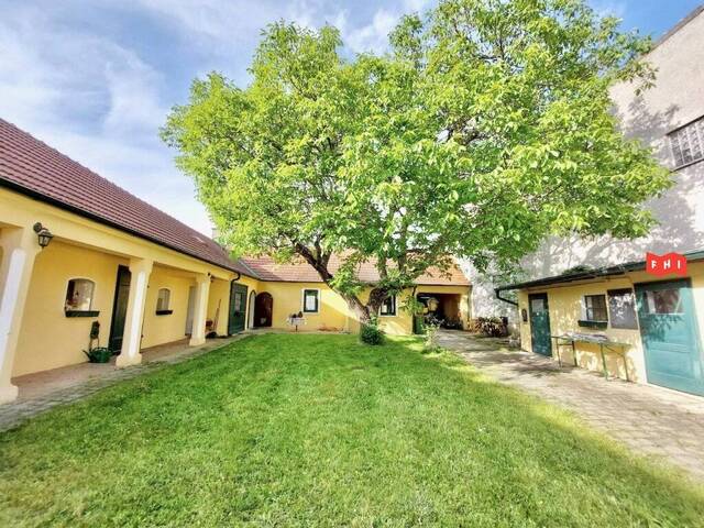 Immobilie in Großhofen - Bauernhof- oder Reiterhofidylle direkt vor den Toren Wiens - Bild 2