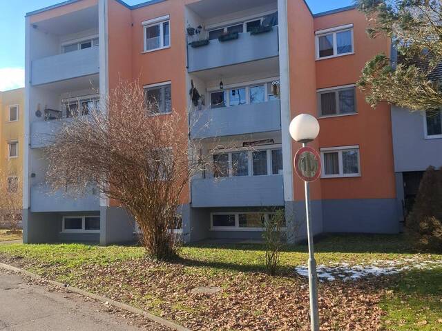 Immobilie in Lebring - Großzügige 4-Zimmer-Wohnung mit 2 Loggien + Carport | neue Fassade und Fenster 2026 - Bild 1