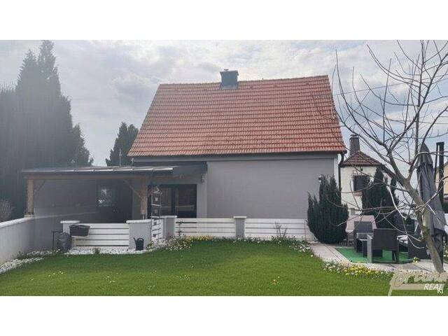 Immobilie in Etzersdorf - Modernisiertes Einfamilienhaus in Etzersdorf, 5 Zimmer, Balkon, Terrasse, 2 Stellplätze! - Bild 0