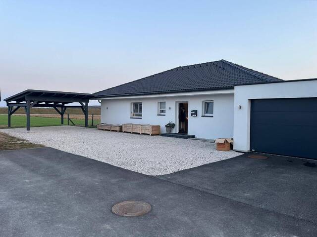 Immobilie in Königsdorf - Exklusiver Bungalow in absoluter Ruhelage mit Traumgrundstück, Nähe Golf & See, Südburgenland - Bild 4