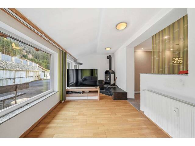 Immobilie in Roppen - Anleger und Eigennutzer aufgepasst! Gemütliche 3-Zimmer Wohnung in Roppen/Waldele zu verkaufen! - Bild 3