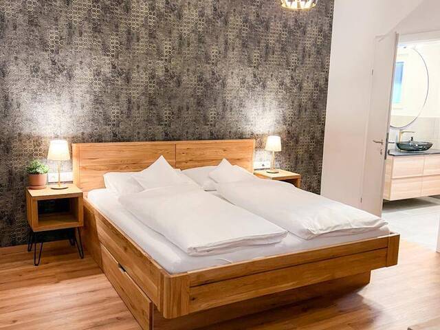 Immobilie in Gillersdorf - Exklusive Lodge - Elegantes Wohnen (77m²) mit Terrasse und Garten in der Thermenregion Bad Loipersdorf! - Bild 1