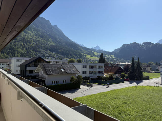 Immobilie in Bludenz - Dachgeschoss mit zwei Balkonen & zwei Stellplätzen - Bild 2