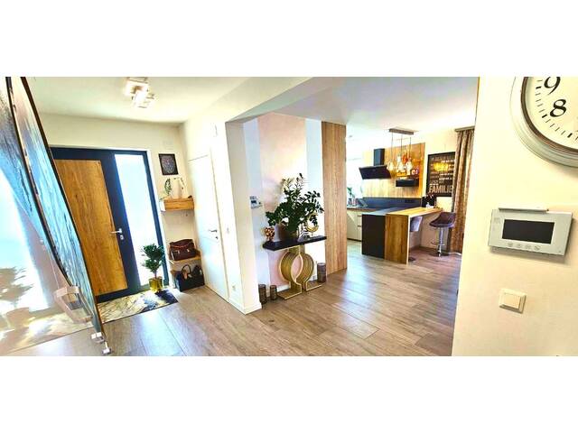 Immobilie in Sommerein - Modernes Einfamilienhaus mit Premium-Ausstattung, großem Garten & Wellness-Highlight - Bild 2