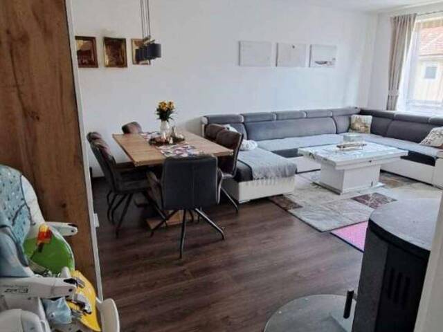 Immobilie in Leitring - 4-Zimmer Wohnung mit Südbalkon, Carport & ruhiger Lage in Leitring (provisionsfrei) - Bild 0