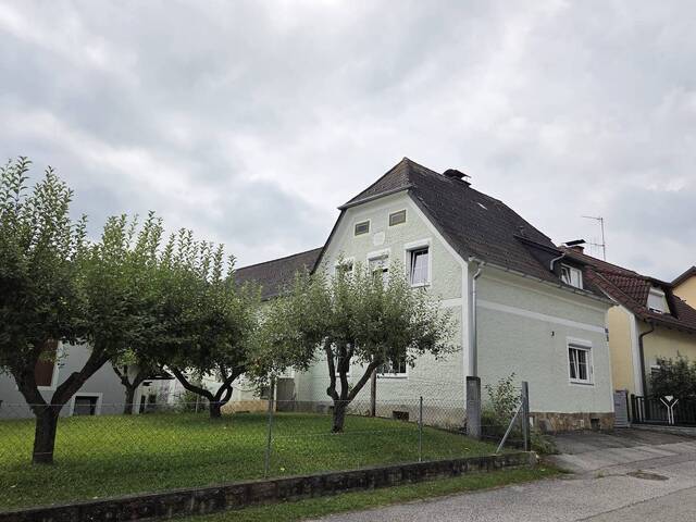 Immobilie in Rohrbach an der Lafnitz - Charmantes Wohnhaus mit großem Grundstück & vielseitigem Entwicklungspotenzial in Rohrbach an der Lafnitz! - Bild 2