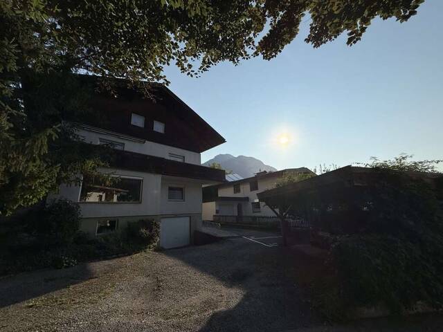 Immobilie in Zirl - SONNIGES DOMIZIL MIT VIEL POTENZIAL IN BESTLAGE VON ZIRL! - Bild 1