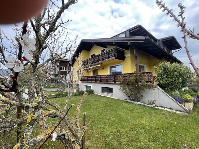 Immobilie in Gmunden - Mehrparteienhaus in Toplage von Gmunden mit Traunsteinblick - Bild 0