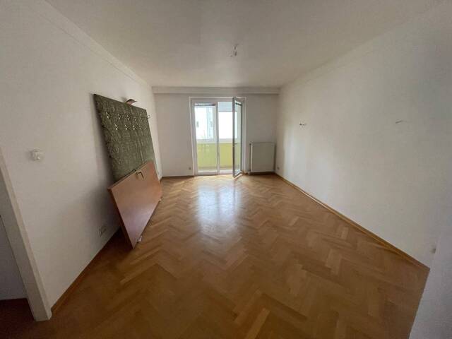 Immobilie in Hainfeld - Stilvolle 2-Zimmer-Wohnung mit Fischgrätparkett & Loggia - sofort bezugsbereit! - Bild 1