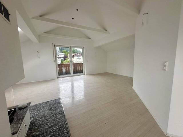 Immobilie in Koppl - KOPPL: Gemütliche 3,5-Zimmer-Wohnung mit Terrasse und 2 Balkonen, Panoramablick, Zweitwohnsitzwidmung - Bild 1
