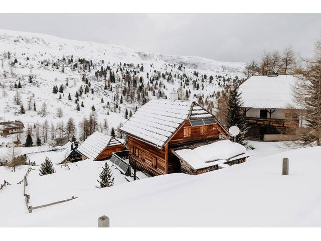 Immobilie in Ramingstein - Seltenes Almchalet mit Zweitwohnsitzwidmung auf der Karneralm - Bild 2