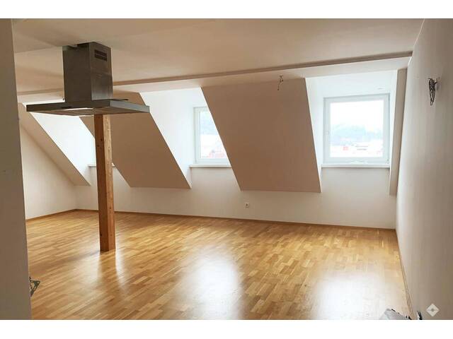 Immobilie in Thalgau - Lichtdurchflutete Wohnung im Kern von Thalgau - Bild 1