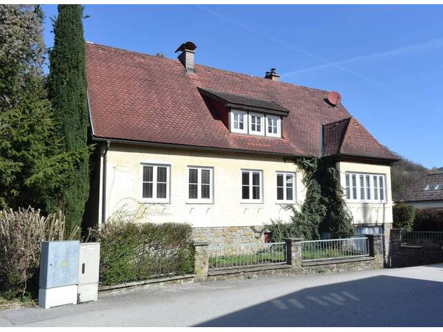 Immobilie in Waidhofen an der Ybbs - Großzügiges Einfamilienhaus in schöner Wohnlage - Bild 0