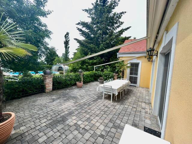 Immobilie in Pamhagen - JETZT die Gelegenheit nutzen: Reiterparadies in Ungarn - Traumvilla OHNE Nachbarn - 8 Hektar Traumgrund mit Entwicklungspotenzial - 1h von Wien/15 Minuten zur Grenze Pamhagen - Bild 4