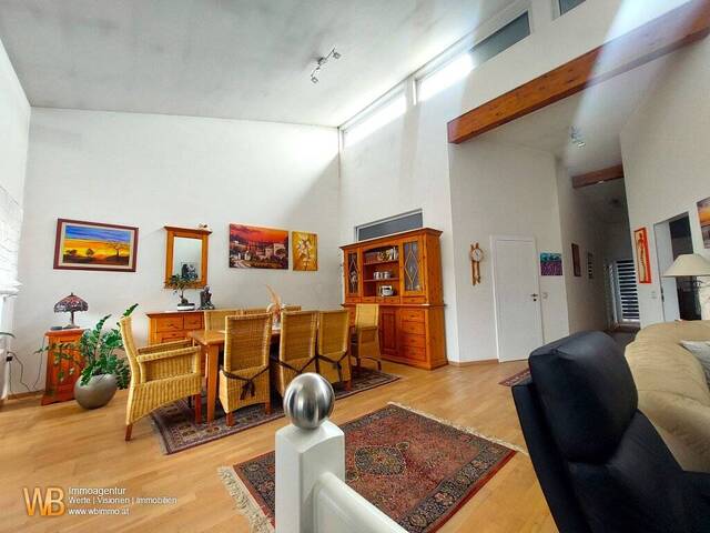 Immobilie in Parndorf - Stilvoll Wohnen in loftartiger Atmosphäre auf 168m² mit 80m² Terrasse - Bild 2