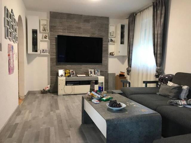 Immobilie in Wattens - Gepflegte 3-Zimmer-Wohnung mit Südbalkon und Tiefgaragenabstellplatz - Bild 1