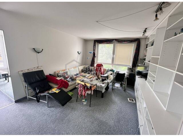 Immobilie in Mödling - Große 3-Zi-Wohnung mit Balkon & 2 Stellplätzen in Mödling ! - Bild 4