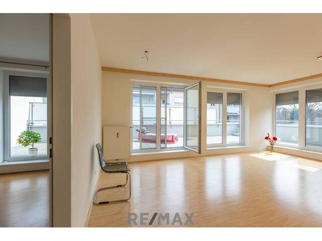 Immobilie in Engerwitzdorf - Höhenluft - Tolle 4-Zimmerwohnung mit wunderschöner Dachterrasse! - Bild 4
