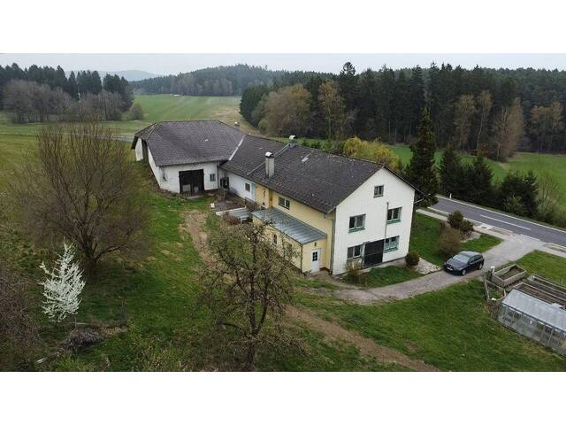 Immobilie in Haibach im Mühlkreis - Ehemaliges Sacherl mit 3,8 ha Grund - 14 km von Linz Auhof - davon 1805 m² Bauland (Dorfgebiet) - Bild 2