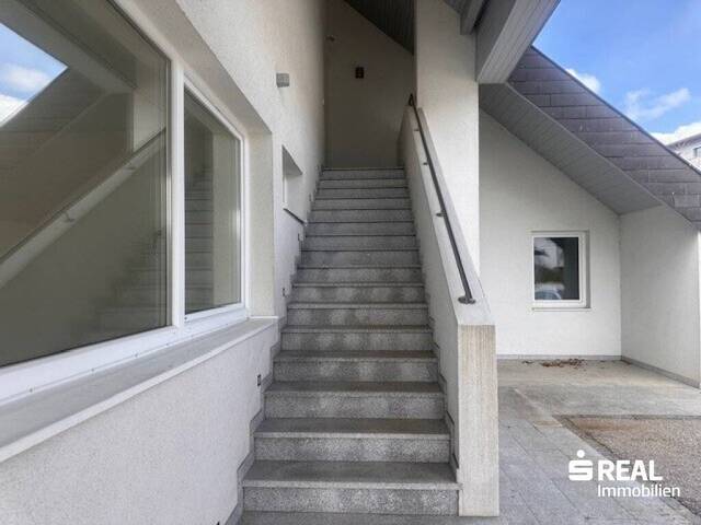 Immobilie in Altenberg bei Linz - Großzügige Dachgeschosswohnung mit Terrasse in 4203 Altenberg - Top 1 - Bild 1