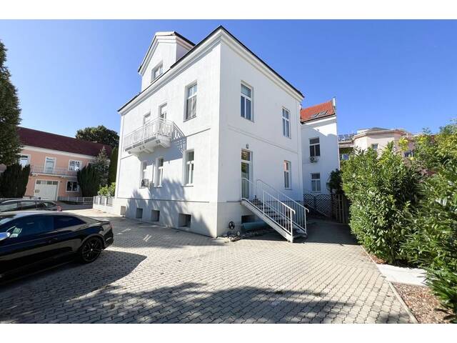 Immobilie in Bad Vöslau - DACHGESCHOSSWOHNUNG MIT BALKON MÖGLICHKEIT IM VILLEN COTTAGE - GEMEINSCHAFTSPOOL - Bild 3