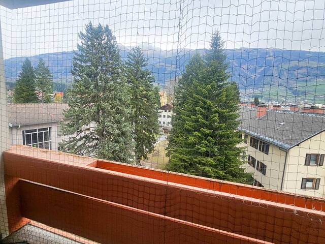 Immobilie in Lienz - 4 Zimmerwohnung mit Lift und Aussicht - direkt in Lienz - Bild 2