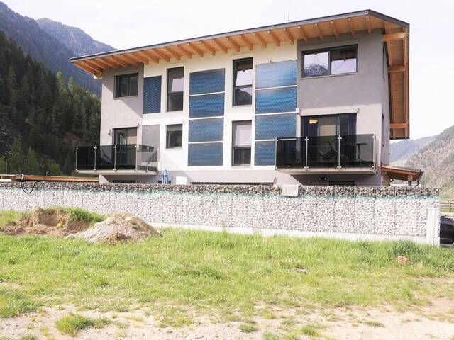 Immobilie in Umhausen - Umhausen: Selbst wohnen & Mieteinnahmen sichern - Haus mit 3 Einheiten - Bild 0