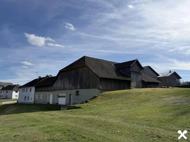 Immobilie in Ulrichsberg - Sacherl mit ca. 15 ha Grund – Natur, Ruhe und viel Platz für Mensch und Tier - Bild 1