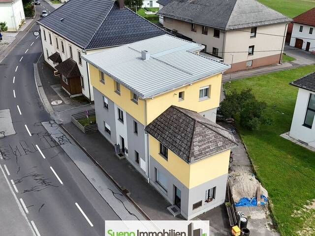 Immobilie in Sandl - Großzügiges Wohnhaus in Sandl mit 2 Einheiten und zusätzlich Büro/Verkaufsfläche - Bild 1