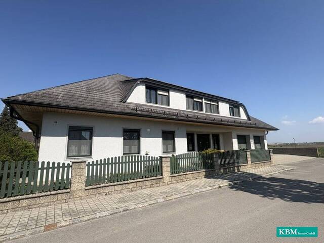 Immobilie in Nitzing - Elegantes Landhaus mit stilvoller Wohnatmosphäre und Wellnessbereich - Bild 2