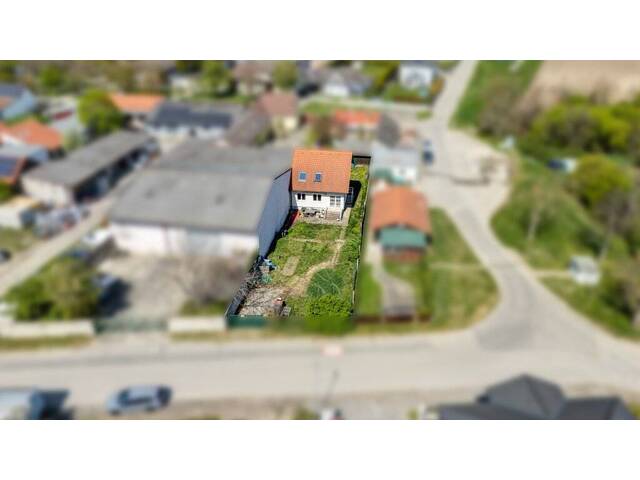 Immobilie in Großhofen - Charmantes Einfamilienhaus in Großhofen mit Garten, Terrasse, 4 Zimmer, unterkellert - Bild 0