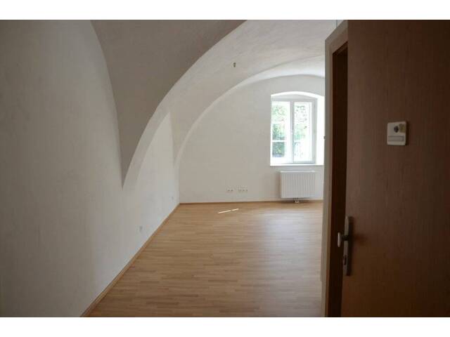 Immobilie in Mautern an der Donau - Wohnen in unmittelbarer Krems-Nähe ! *1 Zimmer* - Bild 2